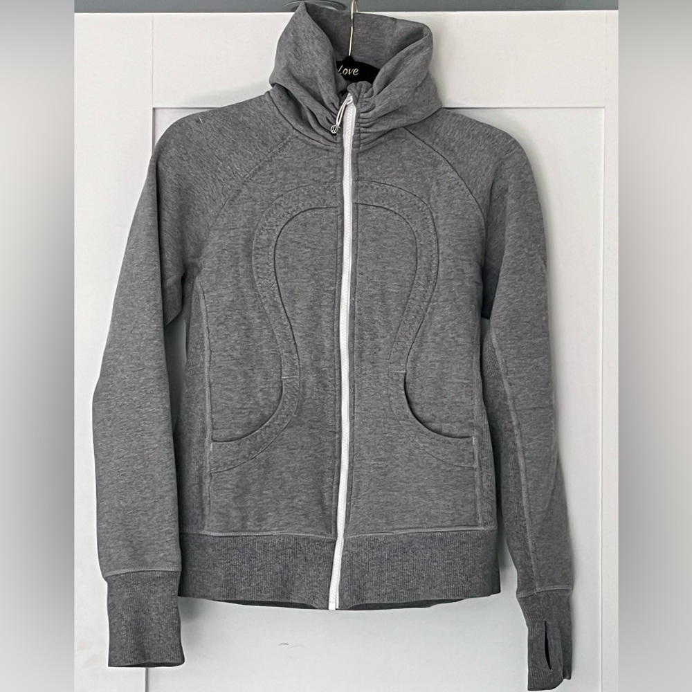 Lululemon Calm and Cozy Cuddle up jacket gray sz 6